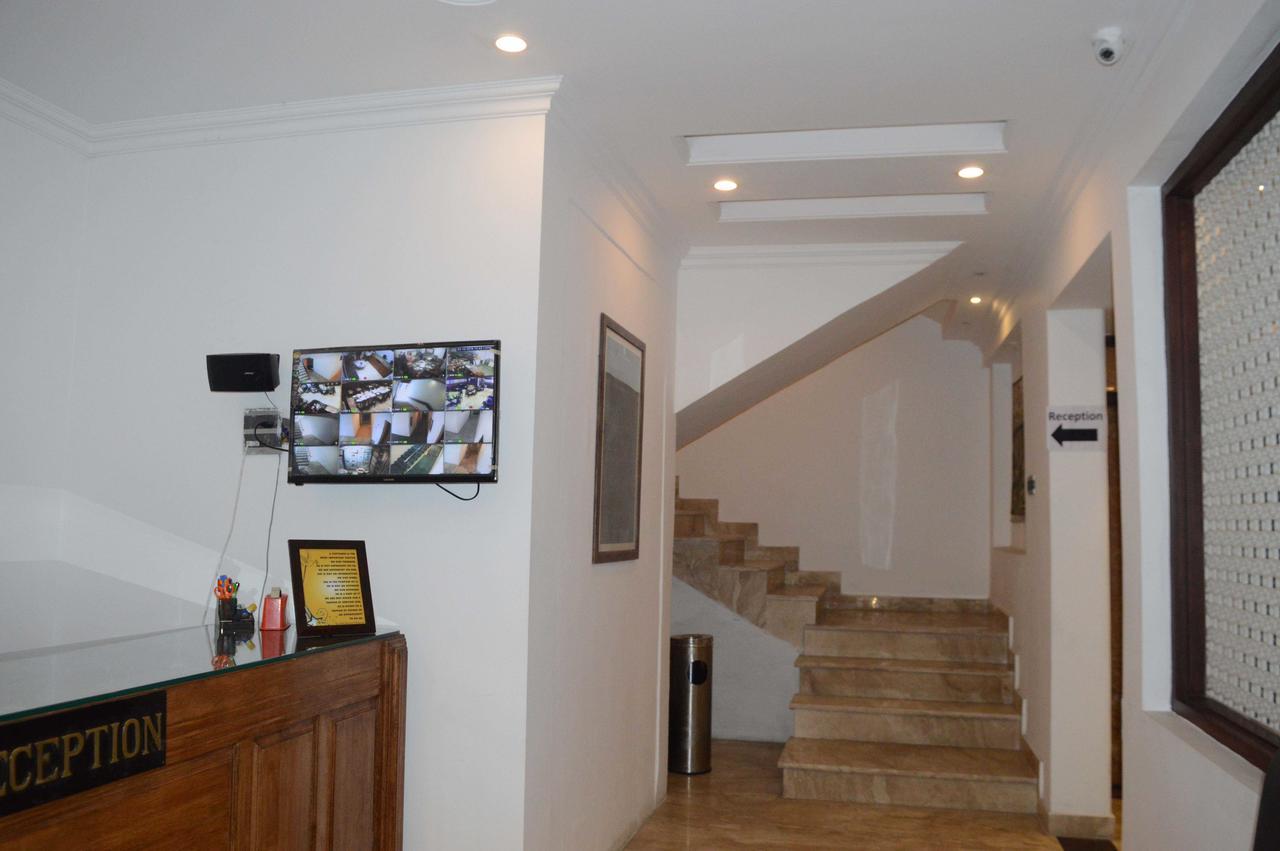 Standard Hotel And Resturant Srinagar (Jammu and Kashmir) Ngoại thất bức ảnh